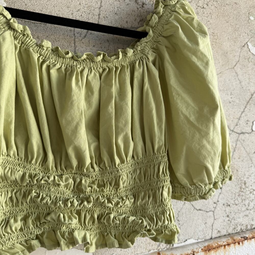 Levi’s Green Puff Sleeve Crop Top Smocked Peasant Prairie Style Blouse Size L - Picture 2 of 7